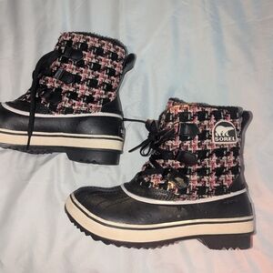 Sorel NL1634-673 Tivoli Tweed Plaid Insulated Waterproof Snow Boots Women's 8‎